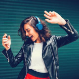 Müzik dinlemek